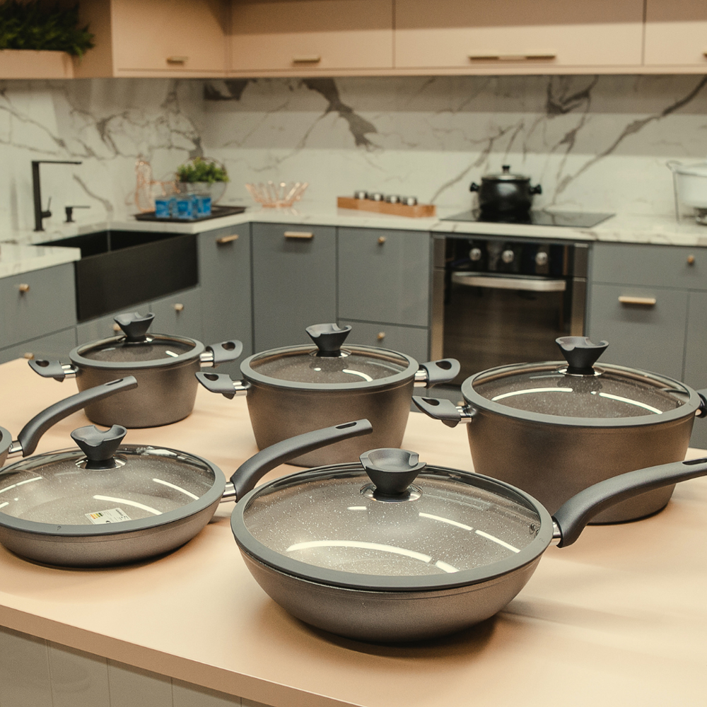 Wok Antiaderente a Indução Revestida em Granito Com Tampa Ø30cm