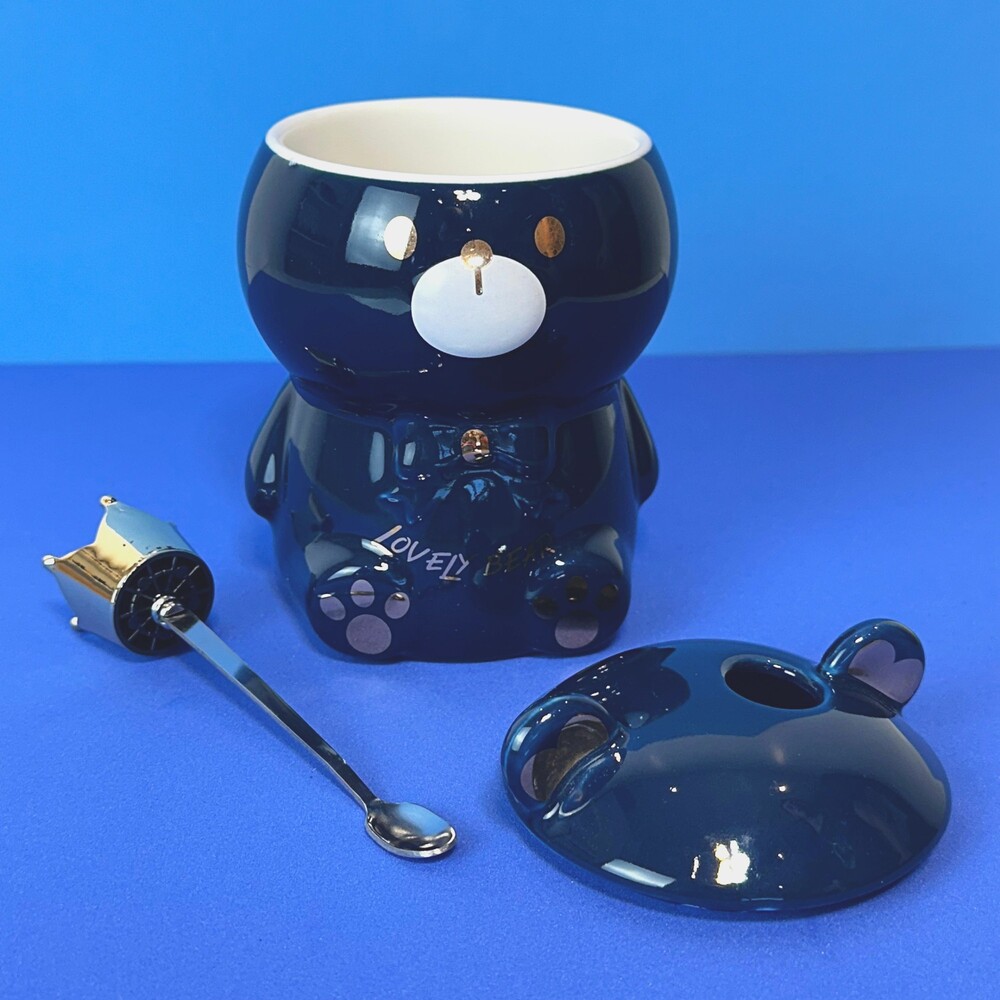 Caneca Porcelana 3D com Tampa e Colher Ursinho Azul