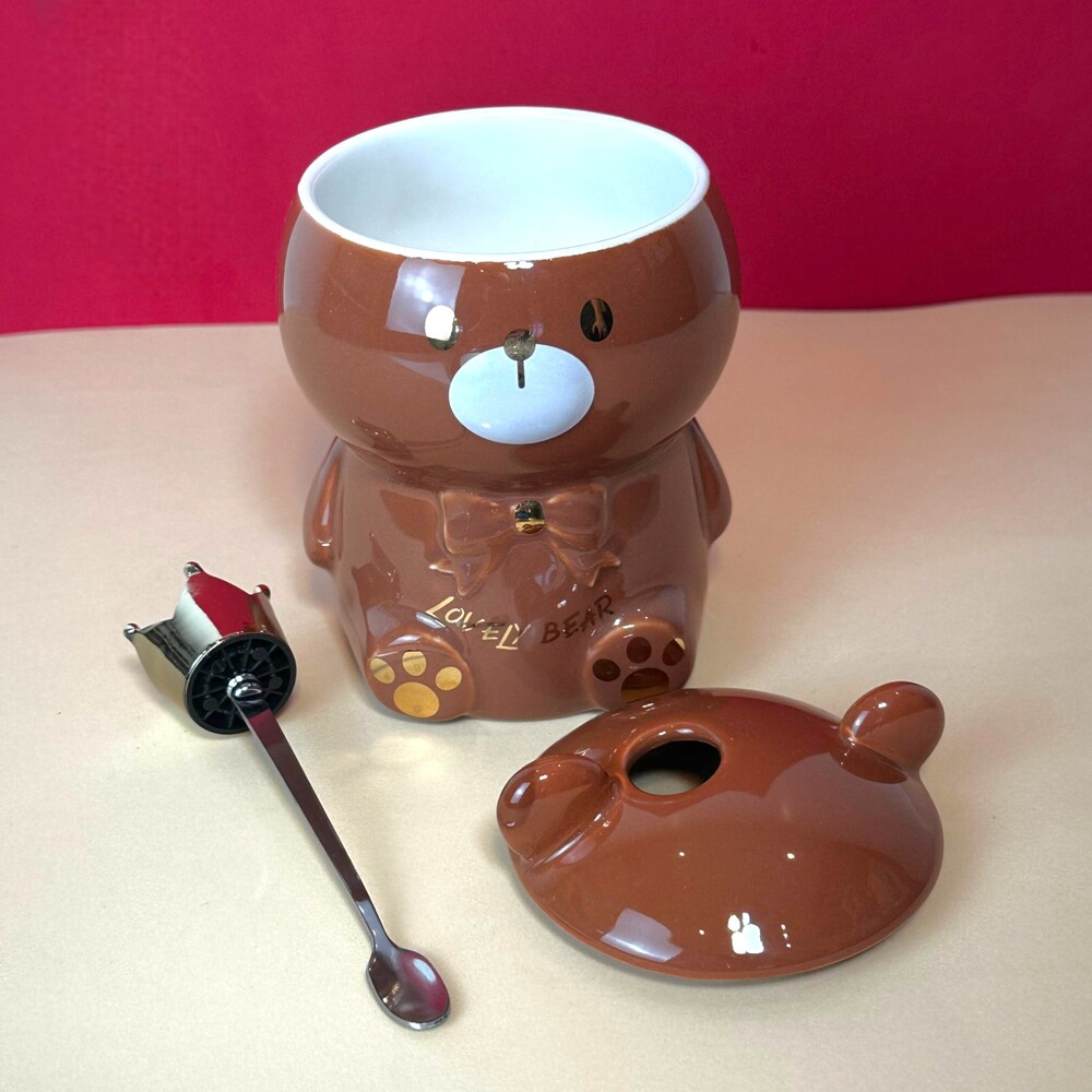 Caneca Porcelana 3D com Tampa e Colher Ursinho Marrom