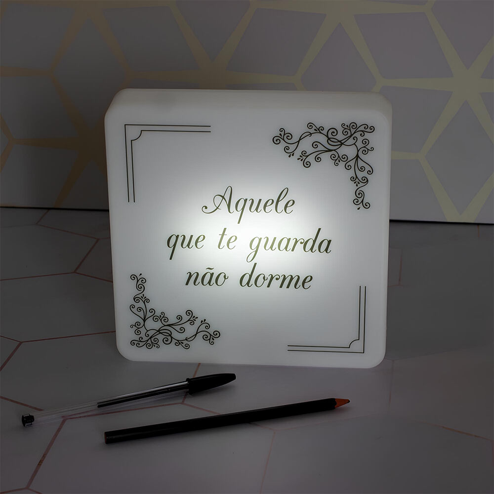 Luminária Slim Box Luz Indireta Aquele Que Te Guarda USB