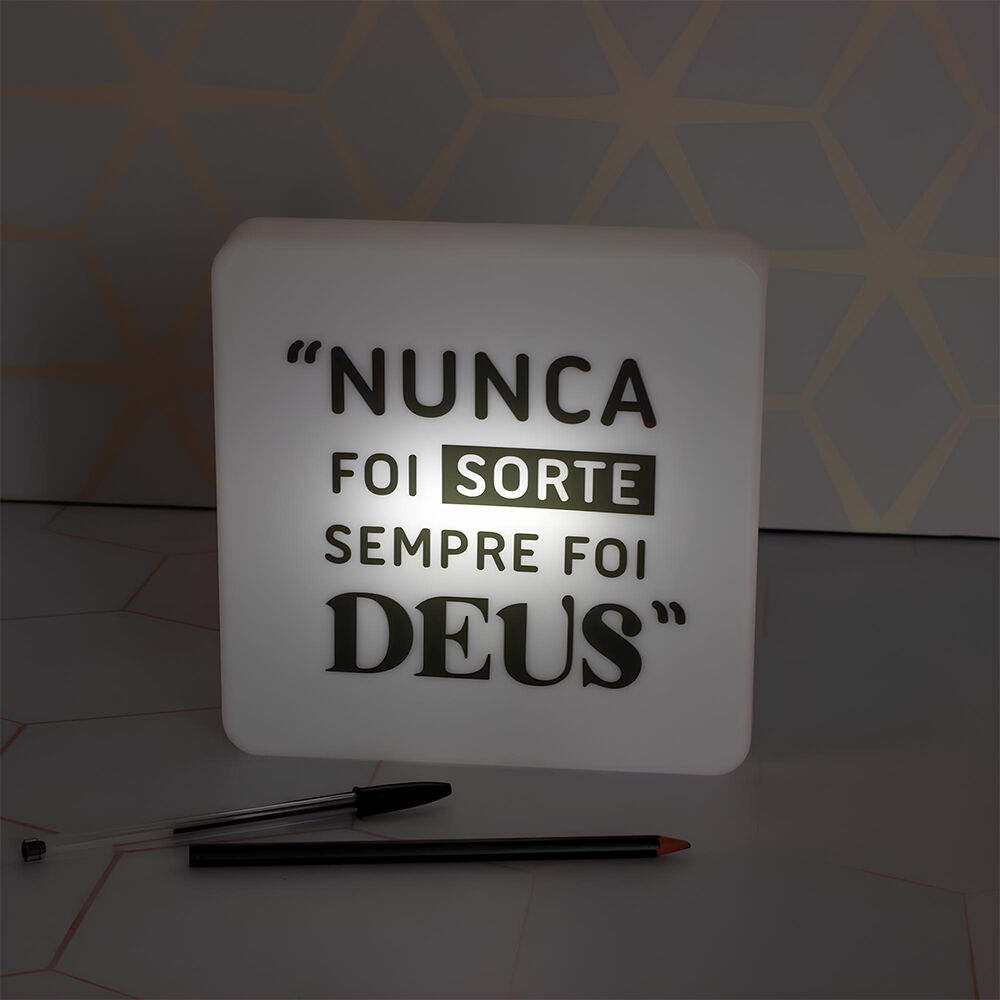 Luminária Slim Box Sempre foi Deus Luz Indireta Presente USB
