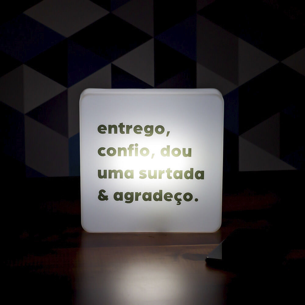 Luminária Slim Box Entrego e Agradeço Luz Indireta Presente USB