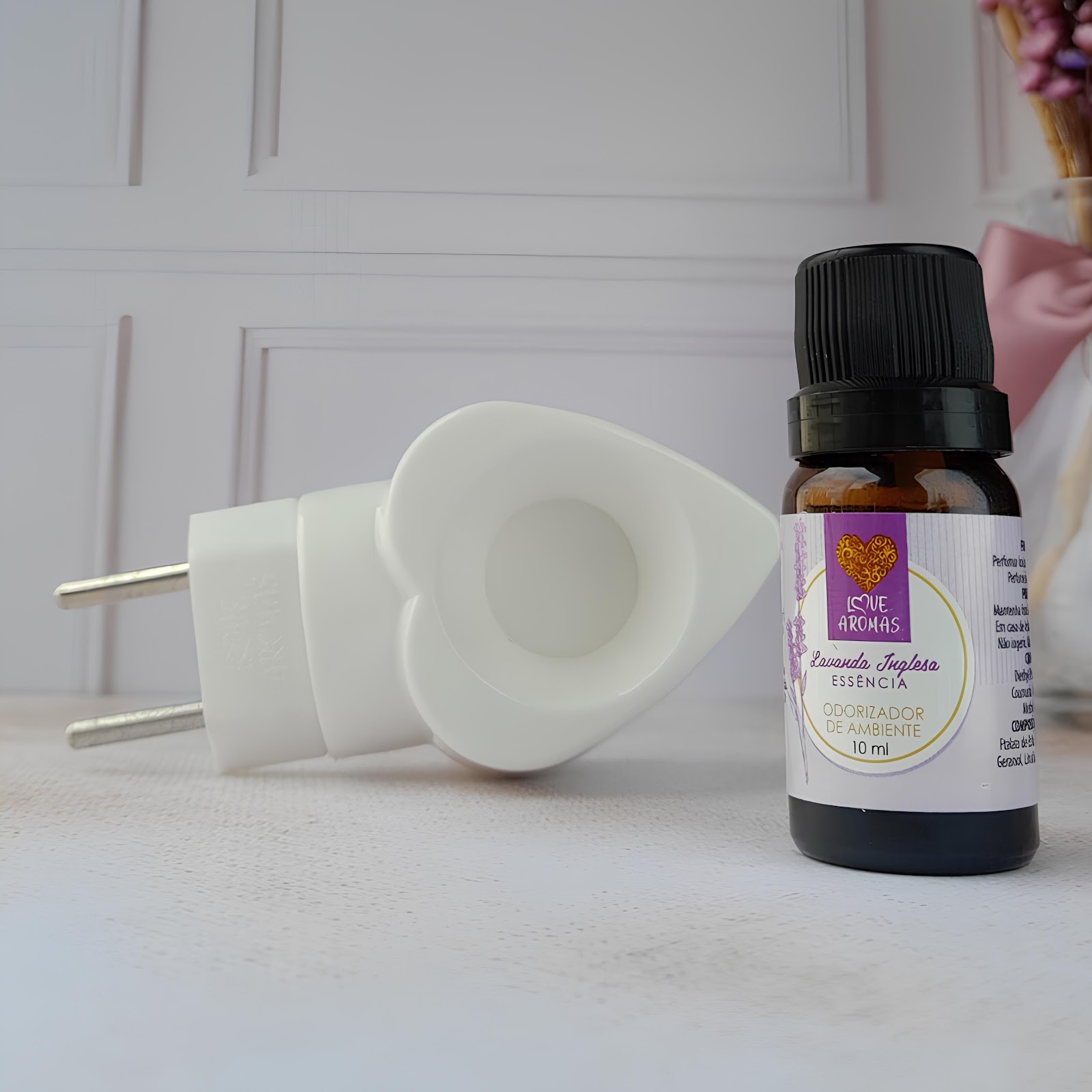 Aromatizador Difusor Elétrico de Essências Love Aromas Bivolt Branco