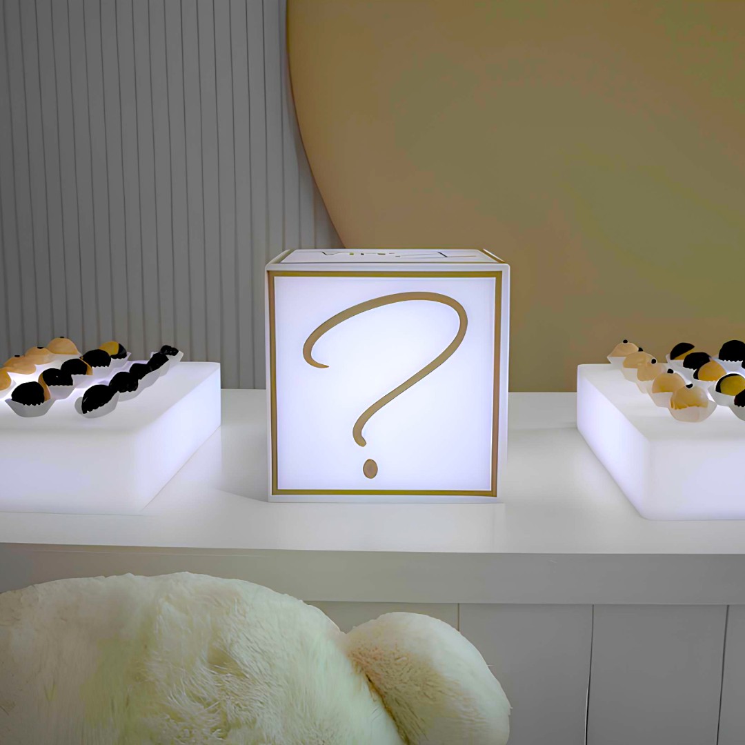 Cubo Iluminado para Chá Revelação com Fio - Boy or Girl?