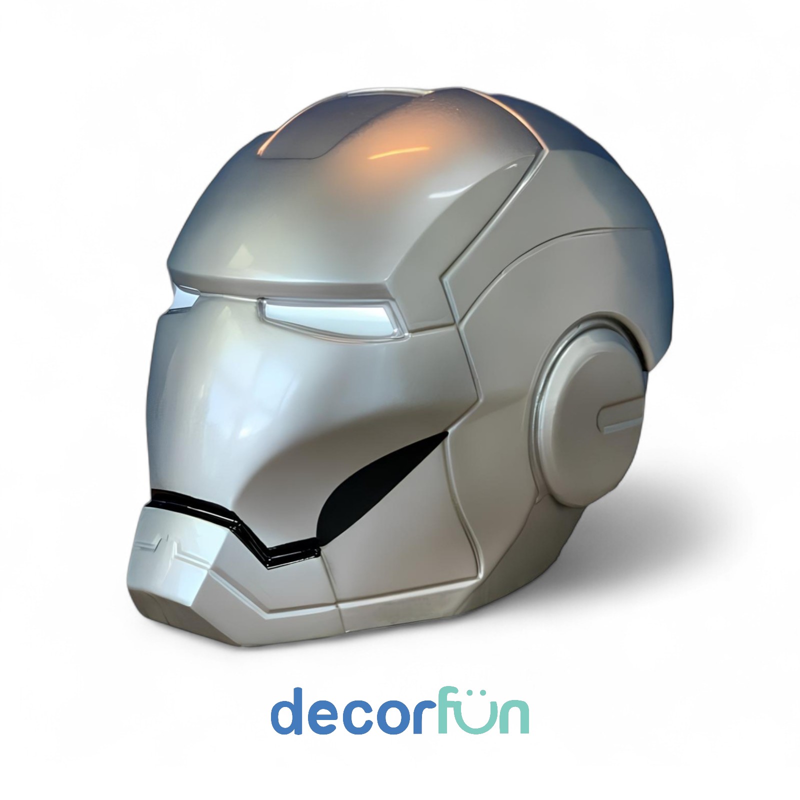 Luminária de Mesa Capacete Homem de Ferro Laqueado Cromo